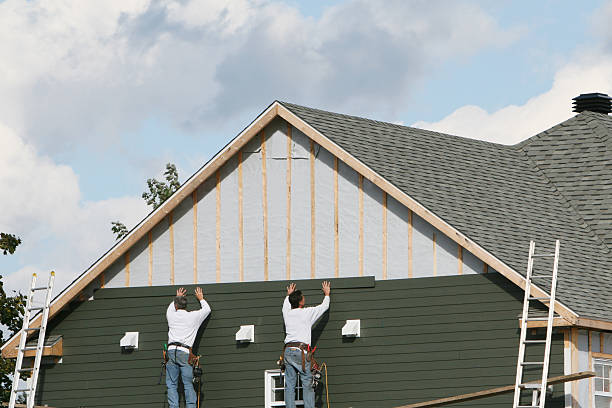 Professional Emergency Siding Repair technician working in Callaway, FL